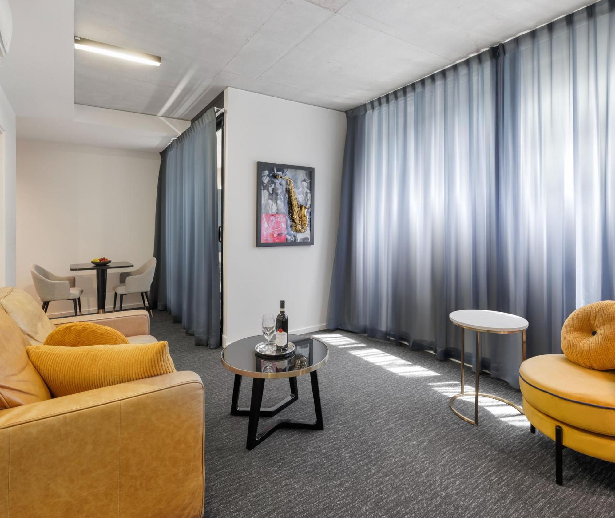 Oaks Melbourne St Kilda Road Hotel Екстериор снимка