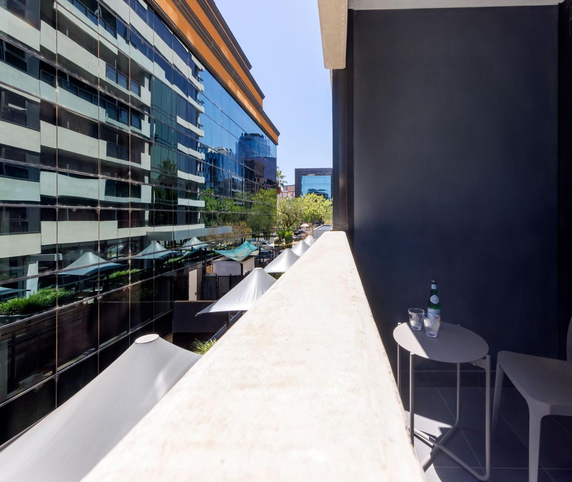 Oaks Melbourne St Kilda Road Hotel Екстериор снимка
